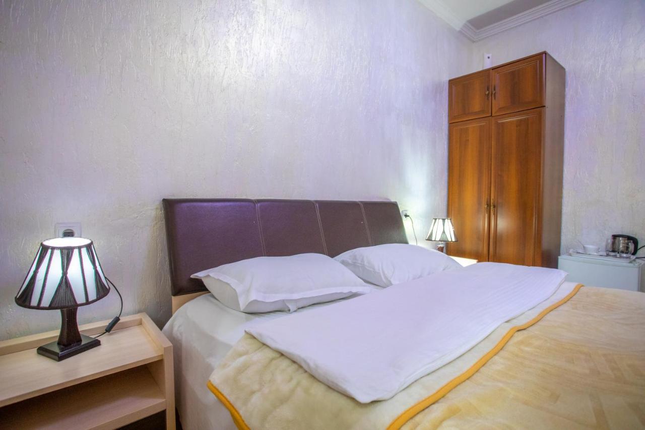 Hotel Mkudro Kutaisi Dış mekan fotoğraf