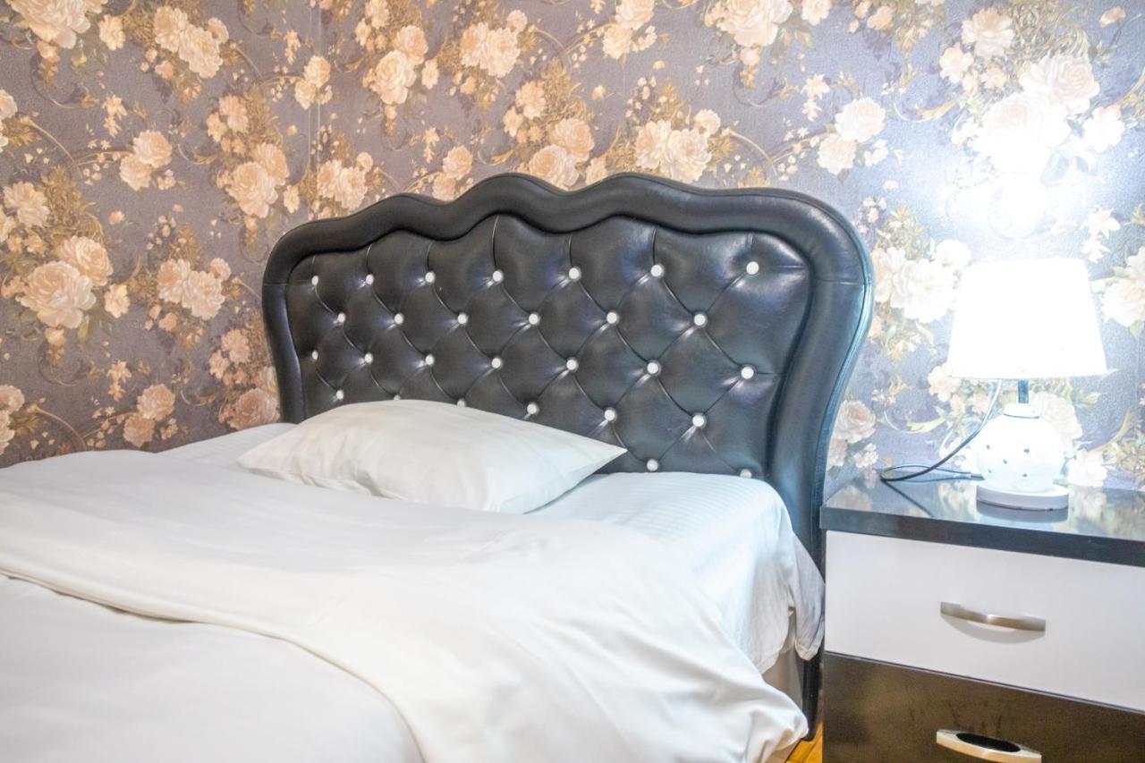Hotel Mkudro Kutaisi Dış mekan fotoğraf